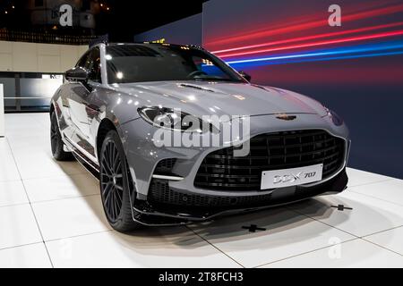 Aston Martin DBX 707 SUV di lusso al Salone europeo dell'automobile Autosalon di Bruxelles. Bruxelles, Belgio - 13 gennaio 2023. Foto Stock