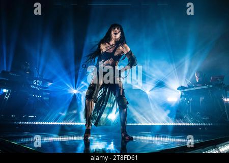 Oslo, Norvegia. 19 novembre 2023. La cantante svedese Loreen esegue un concerto dal vivo al Rockefeller di Oslo. (Foto: Gonzales Photo/Alamy Live News Foto Stock