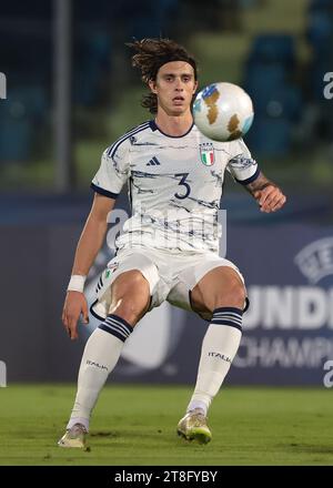 Serravalle, Italia. 16 novembre 2023. L'italiano Riccardo Calafiori durante la partita di qualificazione al Campionato europeo Under-21 allo Stadio San Marino di Serravalle. Il credito fotografico dovrebbe leggere: Jonathan Moscrop/Sportimage Credit: Sportimage Ltd/Alamy Live News Foto Stock