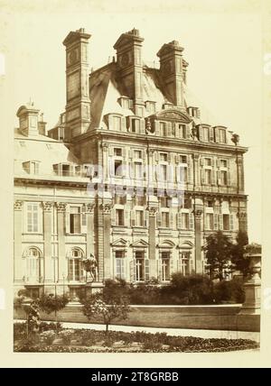 Vista del Pavillon de Flore prima dell'incendio del comune (con giardino), Palazzo delle Tuileries, 1° arrondissement, Parigi, Baldus, Edouard, fotografo, tra il 1854 e il 1855, Fotografia, Arti grafiche, Fotografia, Stampa su carta albuminale, Parigi, dimensioni - lavoro: altezza: 77,8 cm, larghezza: 56,6 cm Foto Stock