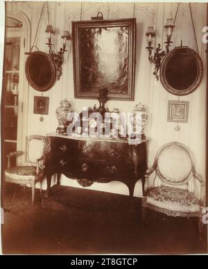 Parisian Interiors, Interior of Mademoiselle Cécile Sorel membro della Comédie-Francais, 99 avenue des Champs-Elysées, 8th arrondissement, Paris, Atget, Eugène (Jean Eugène Auguste Atget), Photographer, Photography, Graphic Arts, albumen print, dimensioni - lavoro: altezza: 22,1 cm, larghezza: 18,4 cm Foto Stock