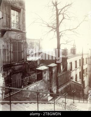 House, 2 rue du Calvaire, Montmartre, 18th arrondissement, Paris, Atget, Eugène (Jean Eugène Auguste Atget), fotografo, Fotografia, arti grafiche, stampa in albume, dimensioni - lavoro: altezza: 21,9 cm, larghezza: 17,5 cm Foto Stock