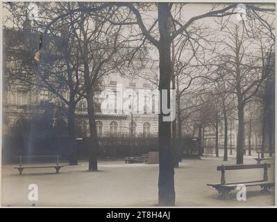 Place de l'Etoile, VIII, XVI e XVII arrondissement, Parigi, fotografo, XIX-XX secolo, Fotografia, arti grafiche, Fotografia, stampa bromuro argento gelatina, dimensioni - lavoro: altezza: 17,2 cm, larghezza: 22,9 cm Foto Stock