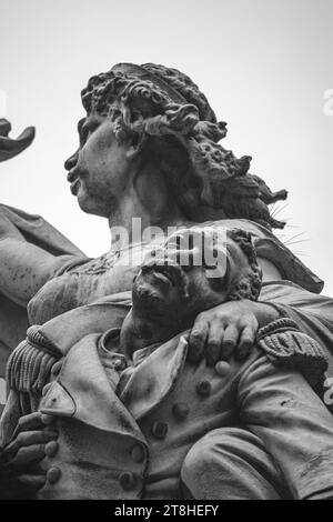 Los Hijos del Estado de Veracruz Defensores de la Pátria, statua, parco centrale, Orizaba, Veracruz, 2022 Foto Stock