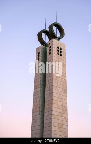 LISBONA, PORTOGALLO, Monumento alla Rivoluzione del 25 aprile nel Parco Eduardo VII Foto Stock