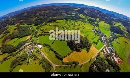 Vista aerea, campo da golf Repetal Südsauerland e.V. Helden, globo terrestre, fisheye shot, scatto a 360 gradi, mondo minuscolo, Helden, Attendorn, Sauerland, Nord Foto Stock