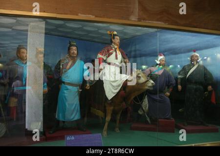 Wolong Hill, supposto sito a Nanyang, provincia di Henan, Cina, dove Zhuge Liang fu visitato da Liu BEI tre volte prima di accettare l'offerta di Liu BEI di diventare il suo primo ministro. Un'altra città fa la stessa affermazione Foto Stock