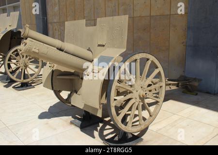 Hellenic War Museum Schneider 75mm Mountain Gun, Francia, Athens War Museum, Atene, Grecia Foto Stock