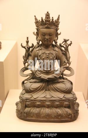 Bodhisattva Avalokitesvara (Guanyin), Arte Cinese, Dinastia Song, XII-XIII sec, Museo Nazionale della Tailandia, Bangkok Foto Stock