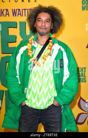 Berlino, Germania. 20 novembre 2023. Daniel Klare bei der Premiere des Kinofilms il prossimo obiettivo vince im Kino International. Berlin, 20.11.2023 *** Daniel Klare alla premiere del lungometraggio Next goal Wins al Kino International Berlin, 20 11 2023 foto:Xn.xKubelkax/xFuturexImagex goal 3160 Credit: Imago/Alamy Live News Foto Stock