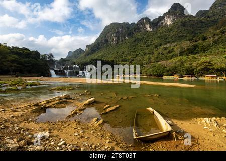 La cascata Ban Gioc Detian tra Cina e Vietnam Foto Stock