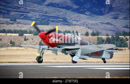 Yakovlev Yak 3-M, lo Yak 3, un formidabile caccia-cane, era considerato uno dei migliori intercettori della seconda guerra mondiale. Il suo elevato rapporto potenza/peso le ha consentito prestazioni eccellenti e si è dimostrato molto robusto e facile da mantenere Foto Stock