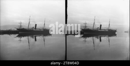 Nave a vapore Rotomahana in Dunedin Harbour, inizio 1890 Foto Stock