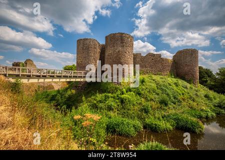 Il Llantilio del XIII secolo o White Castle, Monmouthshire, Galles Foto Stock