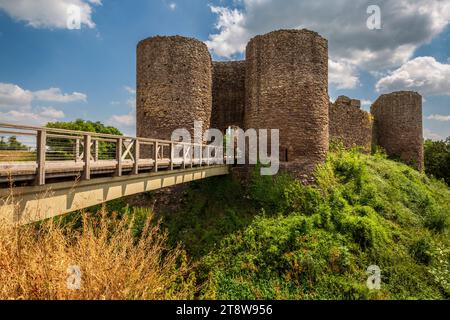 Il Llantilio del XIII secolo o White Castle, Monmouthshire, Galles Foto Stock