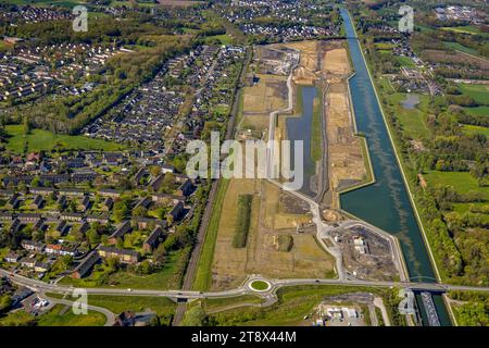 Vista aerea, Wasserstadt Aden, area di costruzione per il quartiere urbano progettato sul sito dell'ex miniera Haus Aden, cantiere, Weddinghof Foto Stock