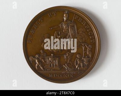 Nicolas de Launay (1647-1727), direttore della zecca per le medaglie (1696-1727), 1719, Duvivier, Jean, Engraver in medaglie, nel 1719, Numismatics, Medal, Bronze, Dimensions - Work: diametro: 4,15 cm, peso (tipo dimensione): 33,53 g. Foto Stock