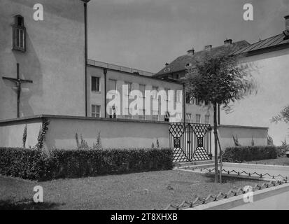 Seipel-Dollfuß-Gedächtniskirche (15°, Vogelweidplatz 7), vista esterna, Martin Gerlach jun. (1879-1944), fotografo, Clemens Holzmeister (1886-1983), architetto, datato intorno al 1934-1936, vetro, negativo, altezza 17,8 cm, larghezza 23,8 cm, architettura, XV distretto: Rudolfsheim-Fünfhaus, chiesa (esterno), Seipel-Dollfuß-Gedächtniskirche, la collezione di Vienna Foto Stock