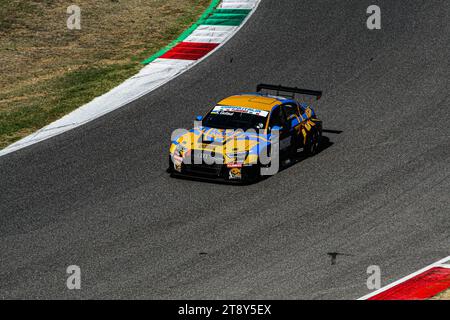 Foto scattata al circuito del Mugello durante una sessione di gara del campionato italiano del turismo Foto Stock