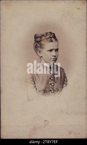 Mathilde Kless, Hermann Heid (1834-1891), fotografo, 1851-1900, supporto cartone, carta per albume, altezza x larghezza 10, 3 x 6, 4 cm, verticale, donna, la Vienna Collection Foto Stock