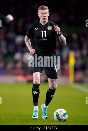 James McClean della Repubblica d'Irlanda in azione durante una partita amichevole internazionale all'Aviva Stadium di Dublino. Data immagine: Martedì 21 novembre 2023. Foto Stock