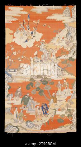 Appendiabiti raffiguranti la festa delle pesche, fine XVIII secolo, 60 x 36 pollici (152,4 x 91 cm), arazzo di seta (kesi), Cina, XVIII secolo, questo arazzo illustra una scena classica della mitologia taoista, la festa di compleanno data per Xi Wangmu, Regina madre dell'Occidente. La leggenda sostiene che alcuni alberi di pesca produssero un frutto che offriva immortalità quando mangiato. Gli alberi fiorivano ogni 3.000 anni. Una volta, quando queste pesche miracolose stavano maturando, si tenne una festa per onorare il compleanno di Xi Wangmu. Nell'arazzo, la regina madre discende dalle nuvole su una fenice Foto Stock