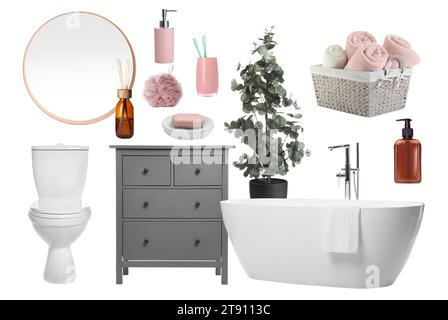 Tavola di umore con vasca da bagno, WC, accessori da bagno ed elementi decorativi su sfondo bianco Foto Stock