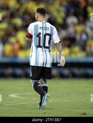 Rio De Janeiro, Brasile. 21 novembre 2023. Rio de Janeiro, Brasile, 21 novembre 2023: RIO DE JANEIRO, BRASILE - 21 NOVEMBRE: L'Argentina Lionel messi durante la partita di qualificazione della Coppa del mondo FIFA 2026 tra Brasile e Argentina allo Stadio Maracana il 21 novembre 2023 a Rio de Janeiro, Brasile. (Foto di Marco Galvão/SPP) (Marco Galvao/SPP) credito: SPP Sport Press Photo. /Alamy Live News Foto Stock