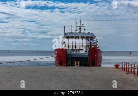 Traghetto nel porto di Punta Arenas, Patagonia, Cile Foto Stock