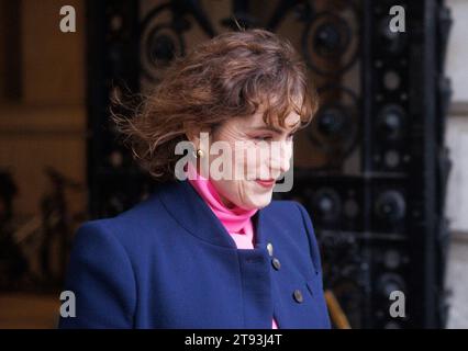 Londra, Regno Unito. 22 novembre 2023. Victoria Atkins, Ministro della salute, a Downing Street per una riunione del Gabinetto, Londra, Regno Unito credito: Karl Black/Alamy Live News Foto Stock