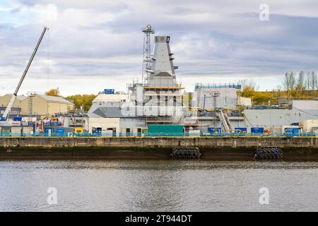 HMS Glasgow Type 26 Frigate Construction presso BAE Systems Shipyard, Scotstoun, Glasgow, Scozia, Regno Unito, Europa Foto Stock