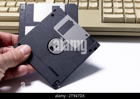 Vecchi PC a 16 bit, computer primitivi degli anni '1980 e '1990 Foto Stock