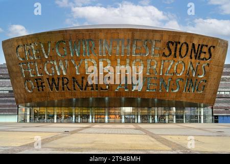 Il Wales Millennium Centre Cardiff Bay, Cardiff Wales, Regno Unito Foto Stock