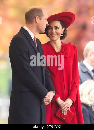 Londra, Inghilterra. REGNO UNITO. 21 novembre 2023. Il principe Guglielmo, principe di Galles e Caterina, principessa di Galles assistono a un benvenuto cerimoniale per il presidente Yo Foto Stock