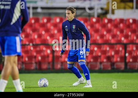 21 novembre 2023, Cork, Irlanda - Edoardo Bove alle qualificazioni al campionato UEFA Under 21: Repubblica d'Irlanda contro Italia al Turners Cross. Credito: Foto Stock