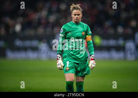 Francoforte sul meno, Germania. 22 novembre 2023. FRANCOFORTE, GERMANIA - 22 NOVEMBRE: Sandra Panos del FC Barcelona durante la partita di UEFA Women's Champions League tra Eintracht Francoforte e FC Barcelona al Deutsche Bank Park il 22 novembre 2023 a Francoforte, Germania. (Foto di Dan o' Connor/ATPImages) (Dan o' Connor/ATP Images/SPP) credito: SPP Sport Press Photo. /Alamy Live News Foto Stock