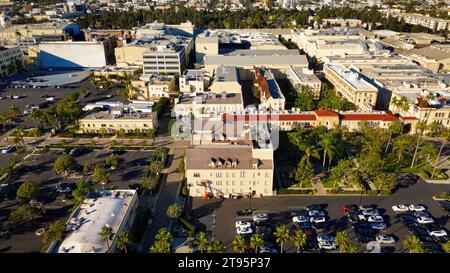 Paramount Studios a Melrose Avenue from Above - Los Angeles Drone footage - LOS ANGELES, STATI UNITI - 5 NOVEMBRE 2023 Foto Stock