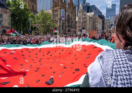 Gli studenti scolastici radunano per sostenere la Palestina a Melbourne, Victoria, Australia Foto Stock