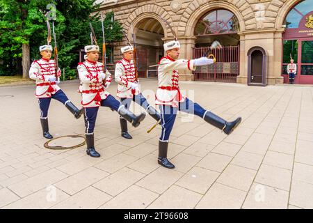 Sofia, Bulgaria - 14 settembre 2023: Veduta della cerimonia del cambio della guardia, nel Palazzo Presidenziale di Sofia, Bulgaria Foto Stock