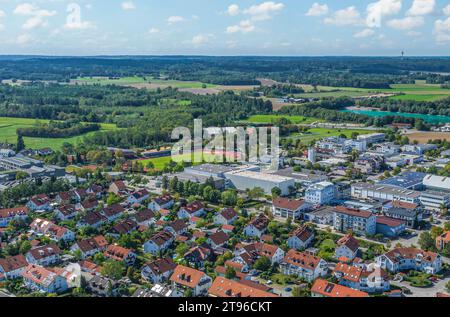 Vista aerea di Gilching a ovest di Monaco nel Fünfseenland nell'alta Baviera Foto Stock