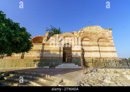 Vista della chiesa di San Giovanni Aliturgetos, nella città vecchia di Nesebar, Bulgaria Foto Stock