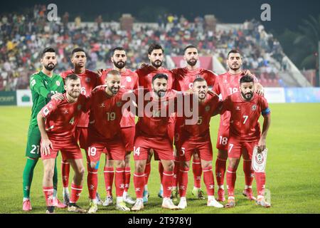 Foto di gruppo della nazionale di calcio libanese durante la partita di qualificazione della Coppa del mondo FIFA alla Bashundhara Kings Arena di Dacca, Bangladesh, 21 Novem Foto Stock