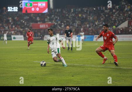 Partita delle qualificazioni per la Coppa del mondo FIFA Bangladesh e Libano alla Bashundhara Kings Arena di Dacca, Bangladesh, 21 novembre 2023. Foto Stock