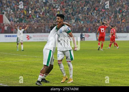 Lo sceicco Morsalin festeggia il suo accattivante gol che ha aiutato il Bangladesh a vincere un pareggio nel 1-1 contro la visita in Libano in una Qualifi di Coppa del mondo Foto Stock