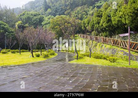 Attrazioni e natura intorno al Parco Nazionale Yangmingshan a Taipei, Repubblica di Cina a Taiwan Foto Stock