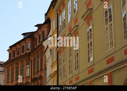 Vista degli edifici storici di Praga Foto Stock