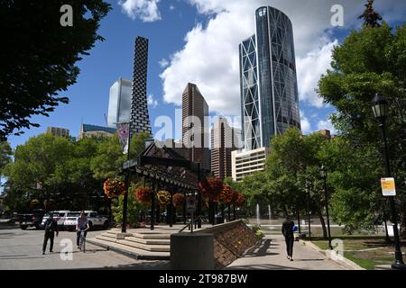 Calgary, Alberta, Canada - 10 agosto 2023: Il centro di Calgary. Grattacieli della città di Calgary. Foto Stock