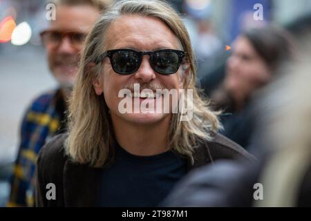 Londra, Inghilterra, Regno Unito. 23 novembre 2023. Prendi IL SEGNO OWEN arriva alla Global radio nel centro di Londra. (Immagine di credito: © Tayfun salci/ZUMA Press Wire) SOLO USO EDITORIALE! Non per USO commerciale! Foto Stock