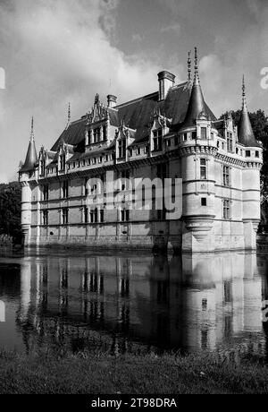 Francia, Loira: Il castello di Azay le Rideau Foto Stock