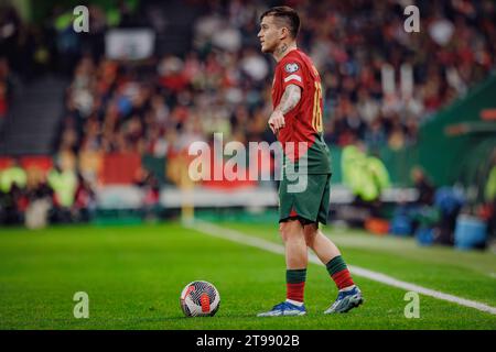 Otavio Monteiro durante la partita di qualificazione di UEFA Euro 2024 tra le squadre nazionali di Portogallo e Islanda, Estadio Jose Alvalade, Lisbona, Portogallo. (Maci Foto Stock